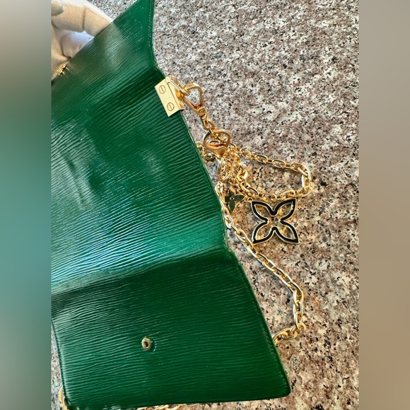 Louis Vuitton Epi Porte Tresor International Leather Trifold Wallet converted - Picture 8 of 15